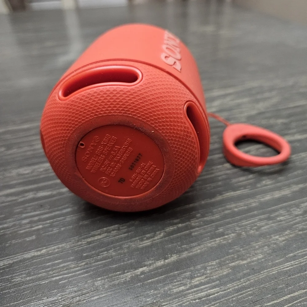 Sony XB10 Portable Wireless Bluetooth Speaker Red 16 Water Resistant